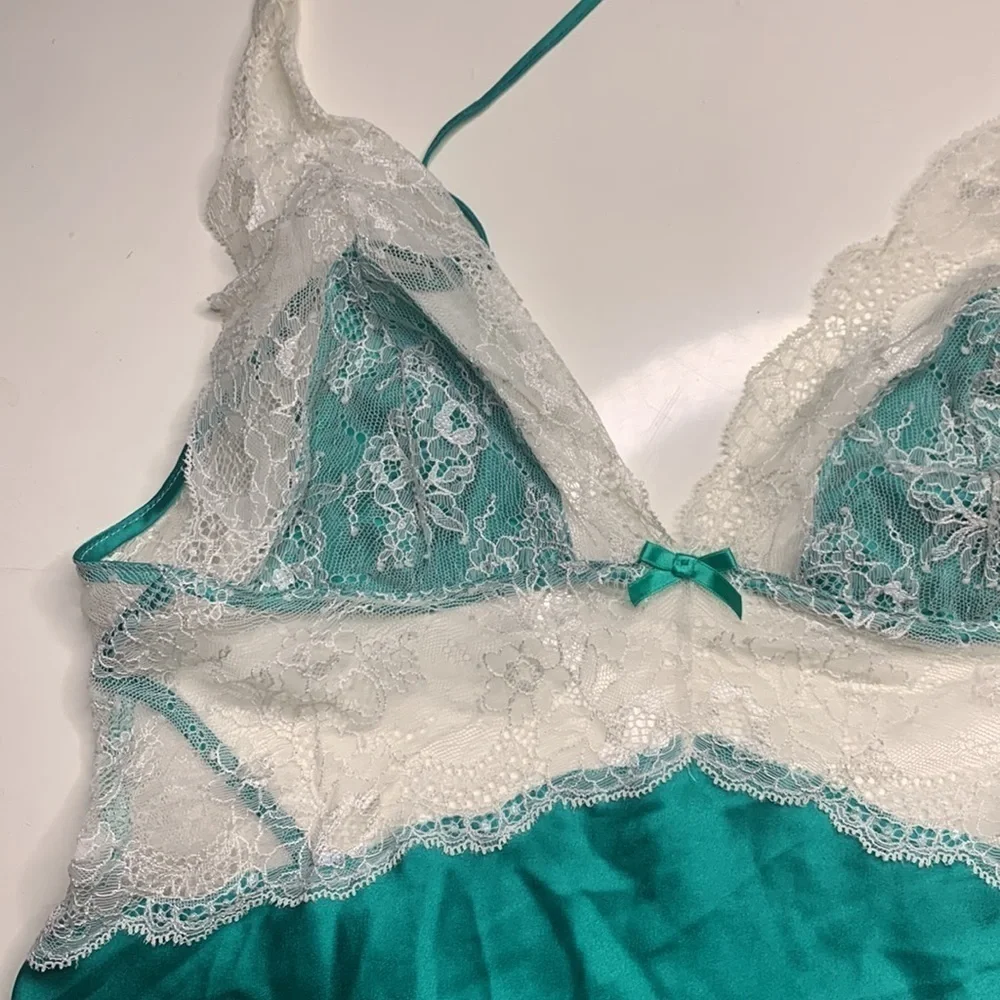 Vintage Victoria Secret aquamarine green white lace nightingale mini slip dress